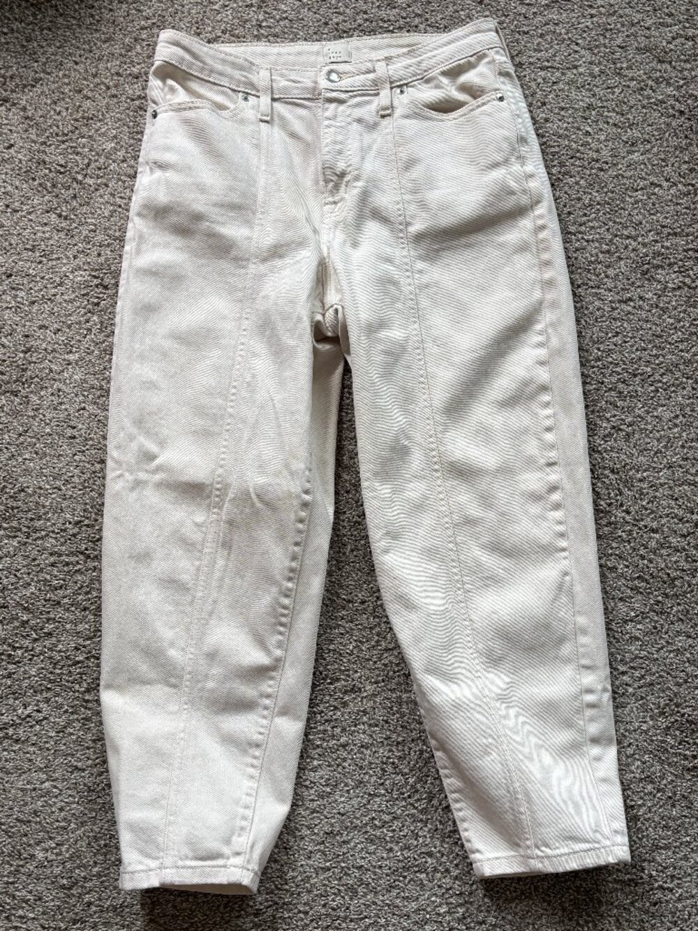 Off White Barrel Jeans "a new day"